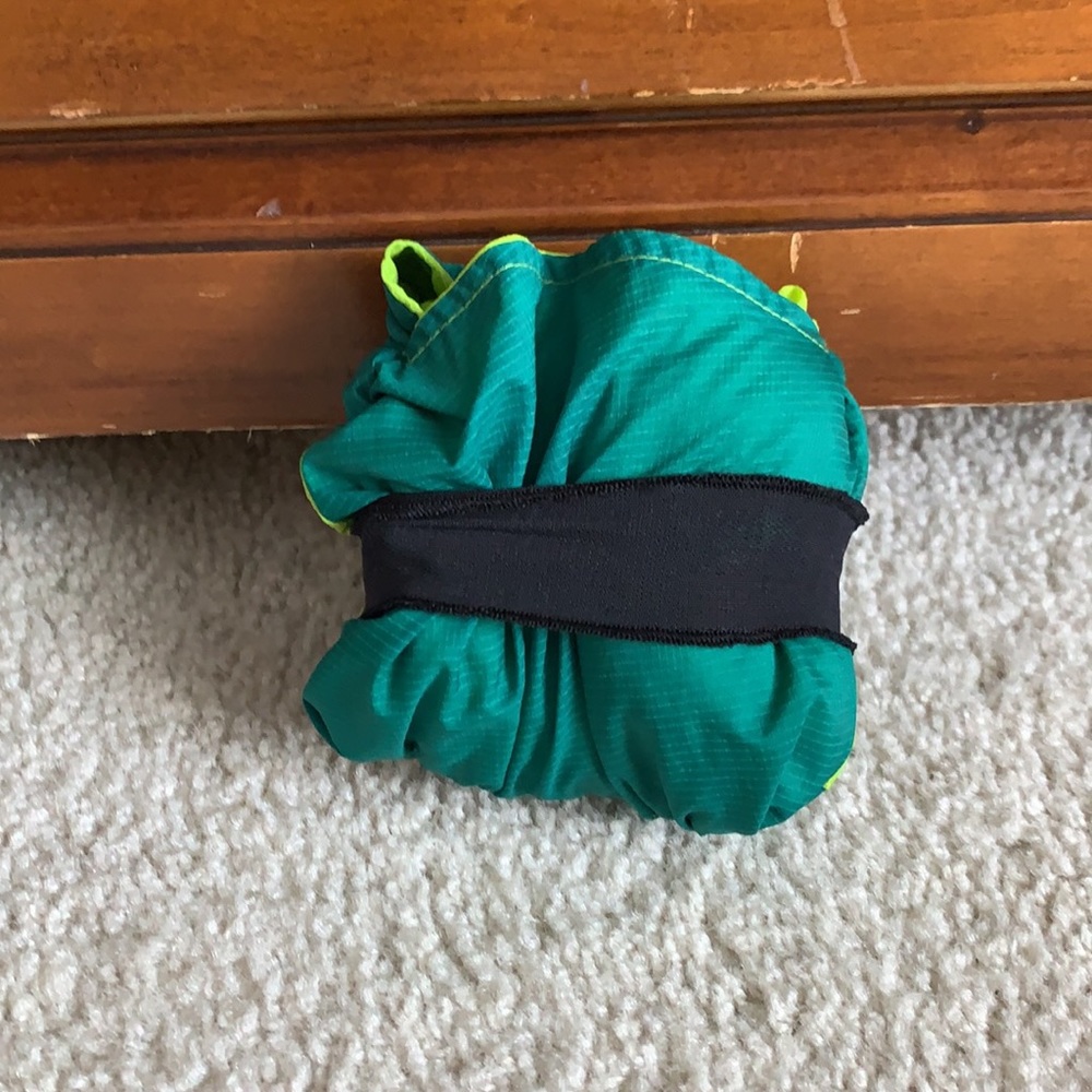 Running Jacket - Picture 3 of 3